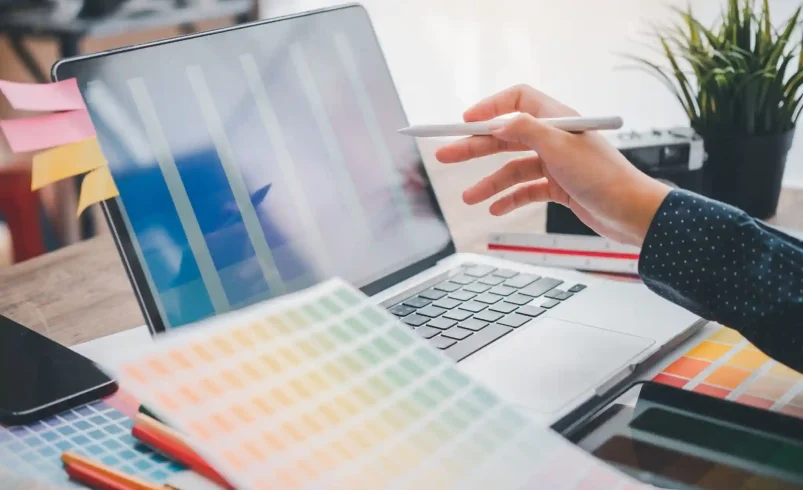 Detailed Software Reviews for Graphic Design Tools