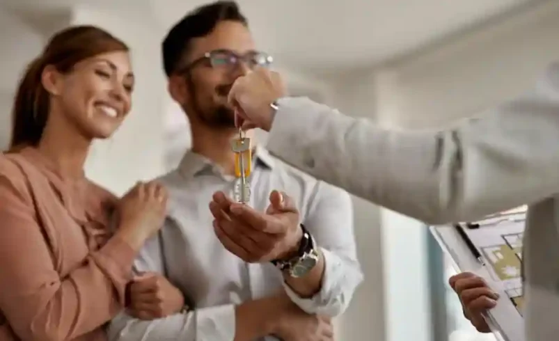 Making Real Estate Easy: Services That Support Buyers and Sellers